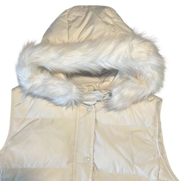 GAP Ivory Full Zip and Snap Faux Fur Trimmed Hooded Puffer Vest Size XL - Picture 6 of 13